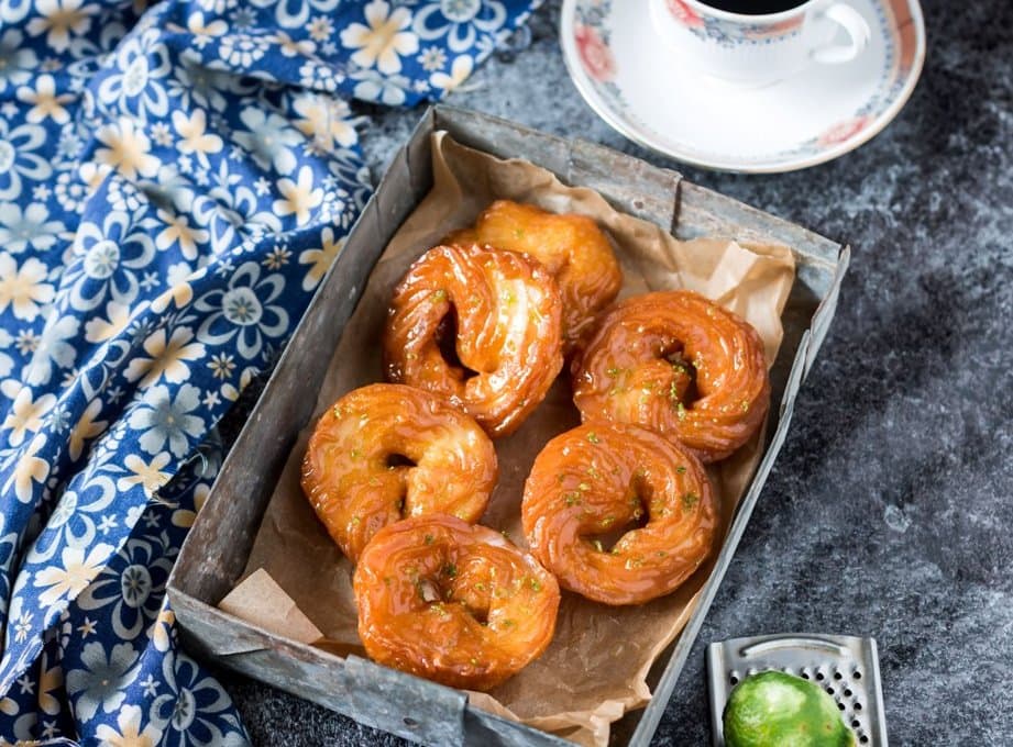 French Crullers