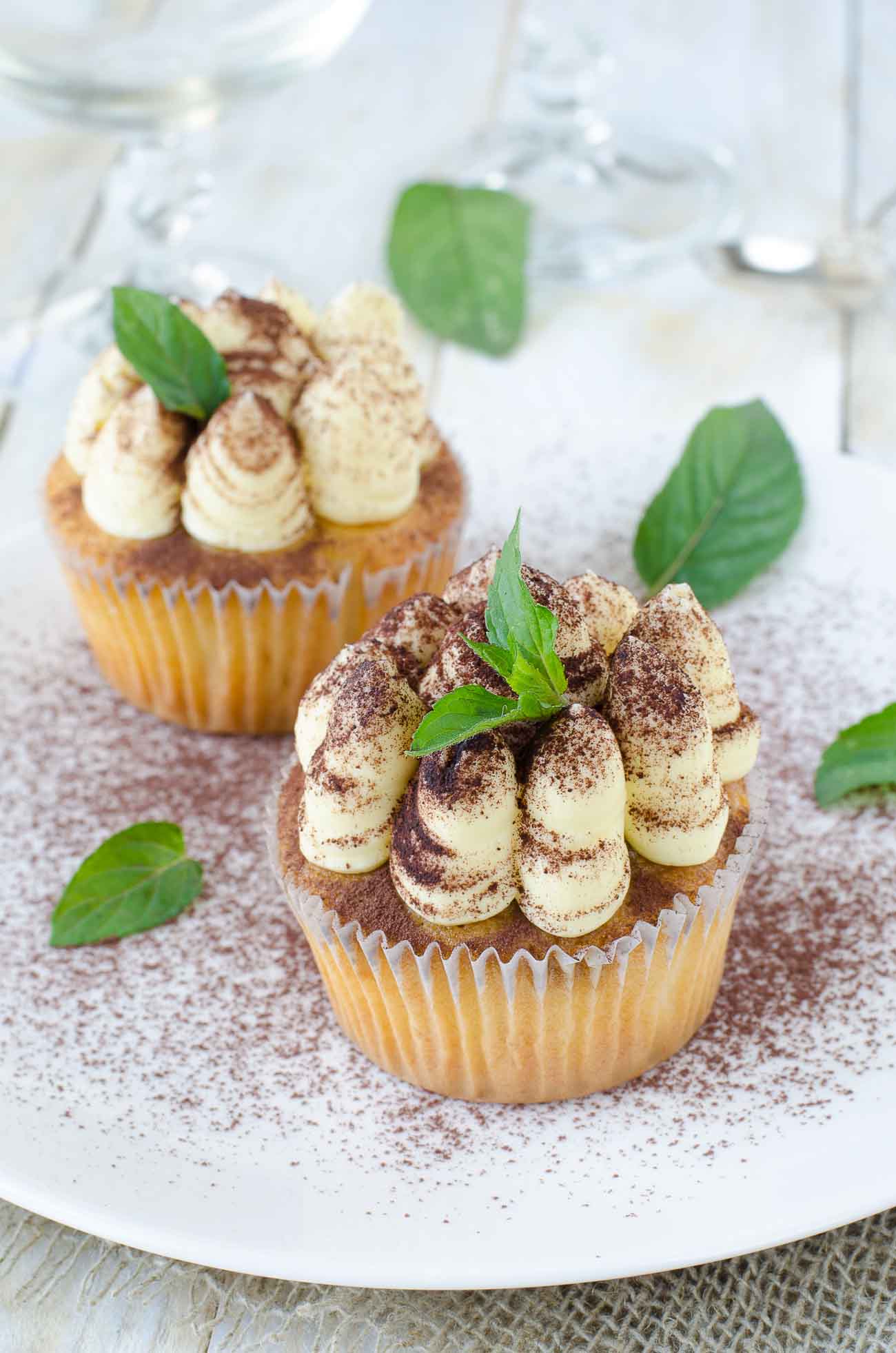 Tiramisu Gingerbread Cupcakes